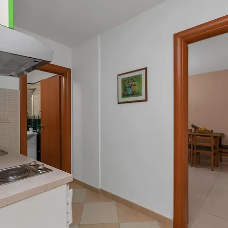 Juric - One Bedroom With Balcony - 3 *